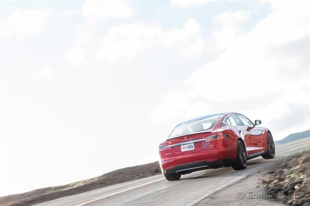 بررسی تسلا Model S 2015 (قسمت اول)